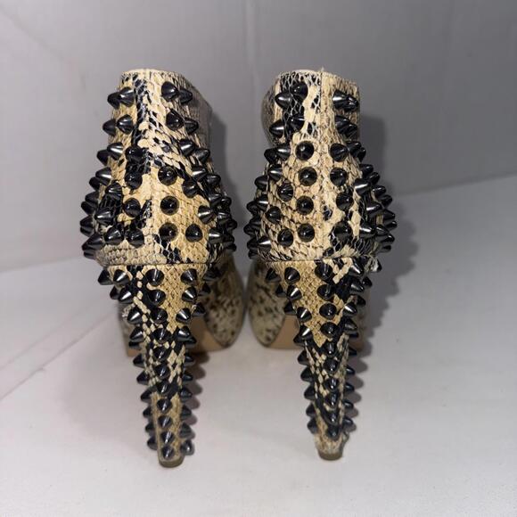 BCBG Maxazria Daria Snake Embossed Baddie Studded Leather High Heels Boots Sze 9 - Picture 8 of 15